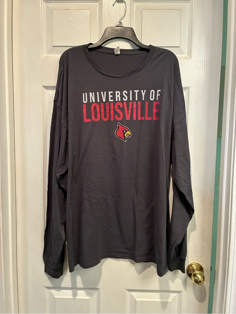 NWOT! University of Louisville Men's Long Sleeve Tee - Gray